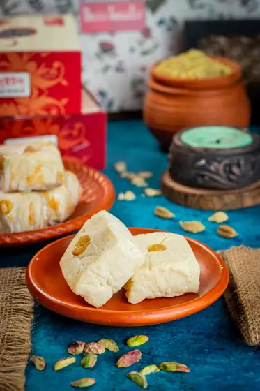 Dadhiya Sondesh (দধিয়া সন্দেশ)
