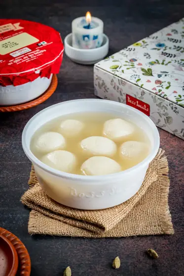 Sponge Roshgolla (স্পঞ্জ রসগোল্লা)